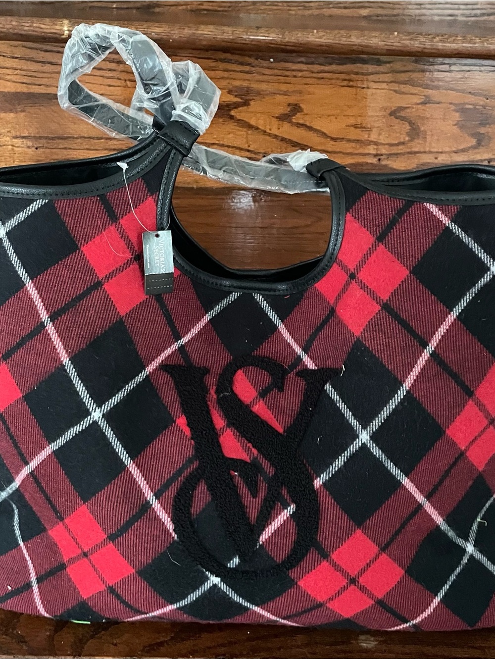 Victoria's Secret NWT Plaid Tote Red Black 2023 Holiday Gift Bag Shopper